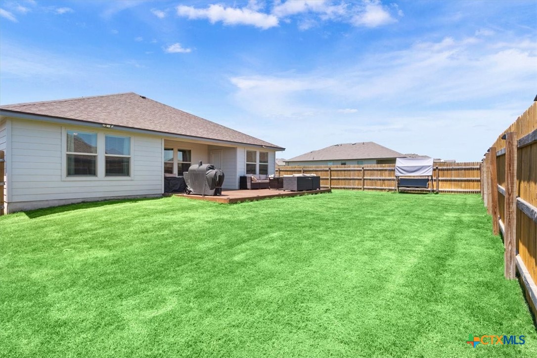 8812 Cantera Ridge Road Property Photo 36