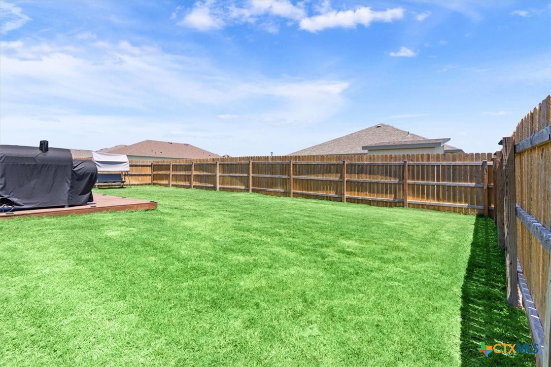 8812 Cantera Ridge Road Property Photo 37