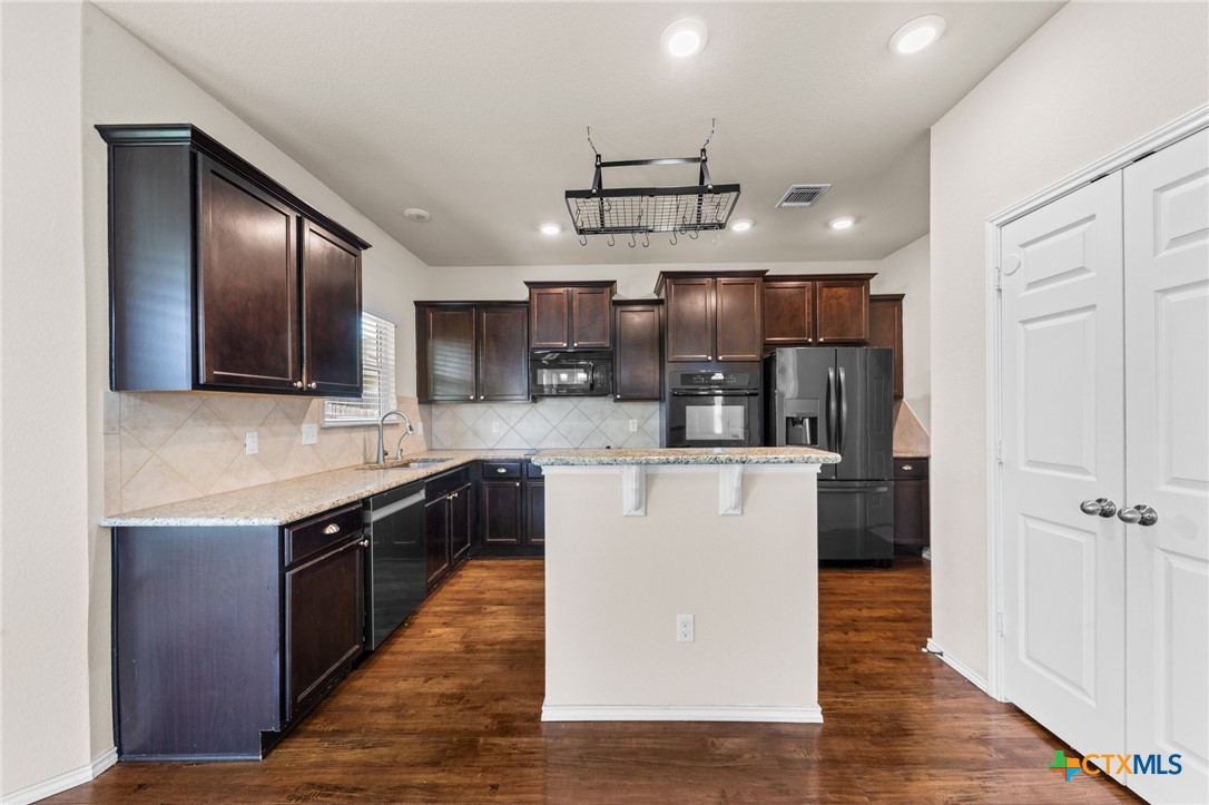 3303 Lorne Drive Property Photo 14