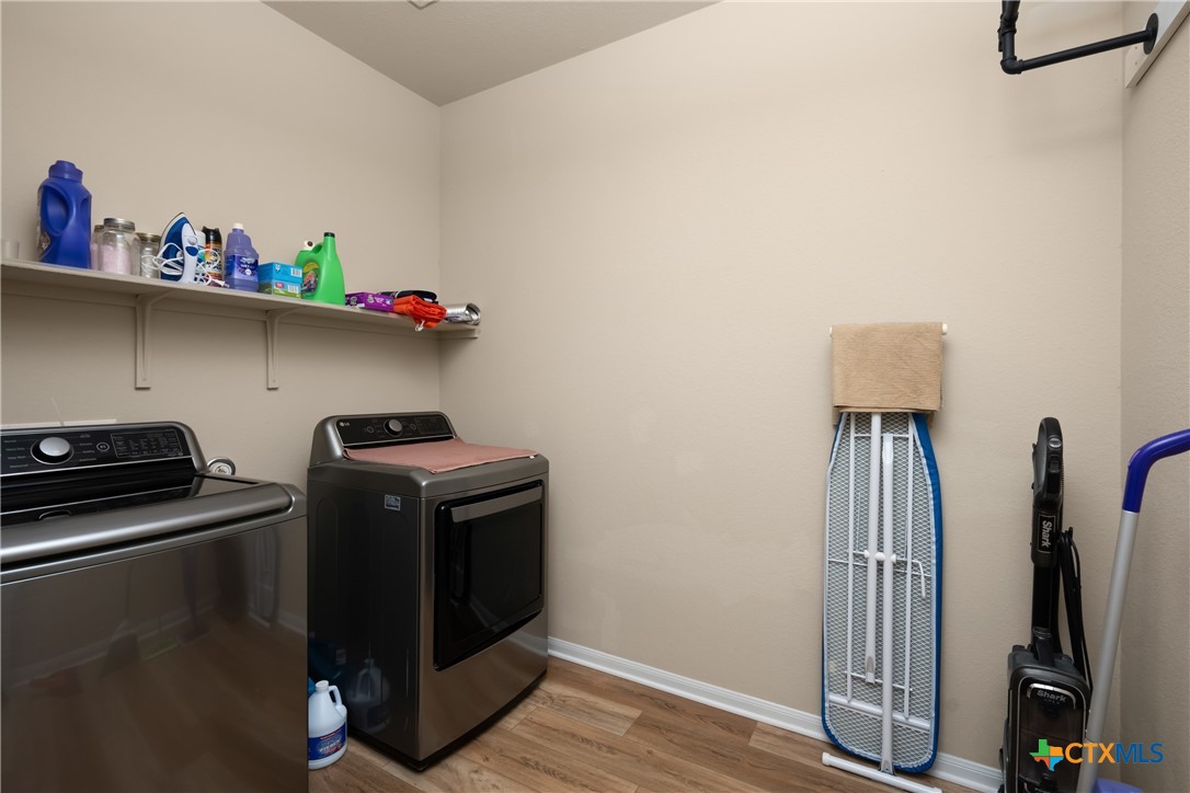 122 Denton Drive Property Photo 9