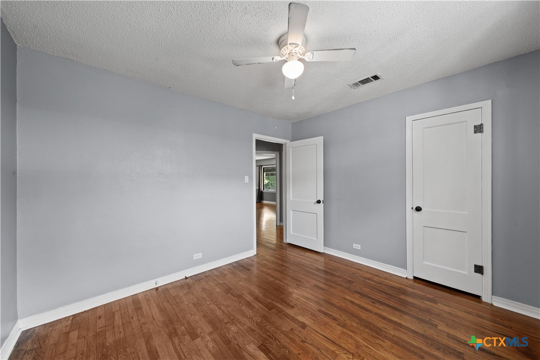 1404 N Beal Street Property Photo 19