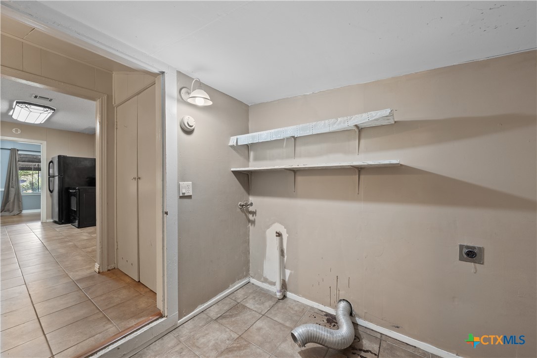 1404 N Beal Street Property Photo 22
