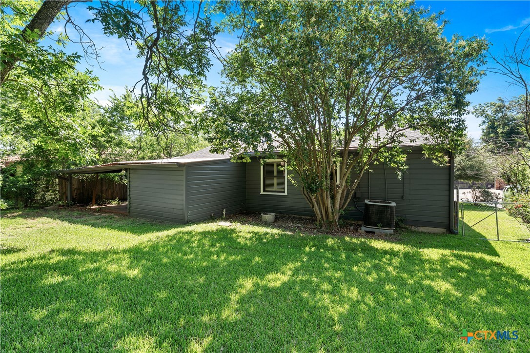 1404 N Beal Street Property Photo 26