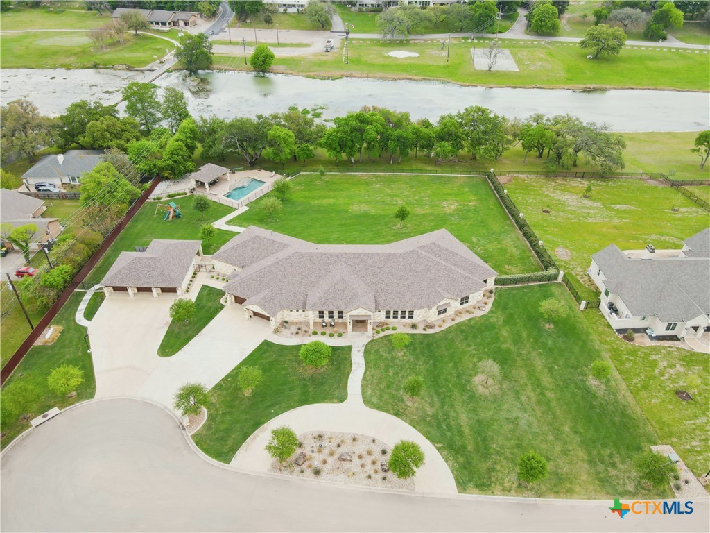 535 Creekside Drive Property Photo 47