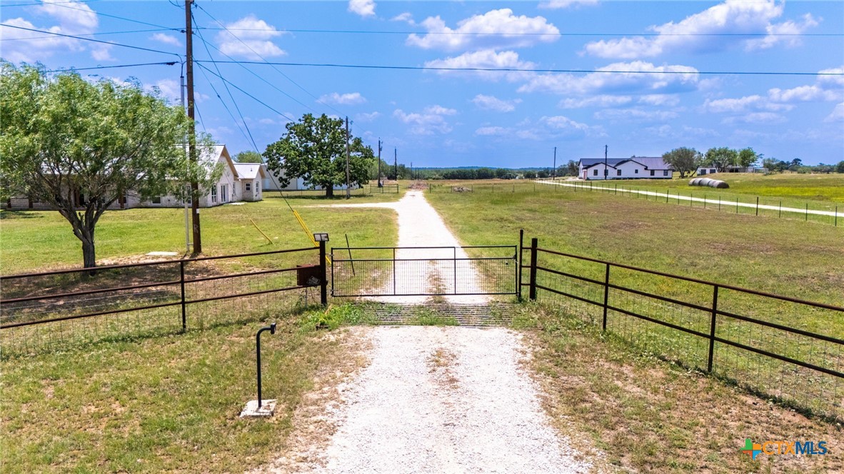 12011 Fm 1150 Property Photo 6