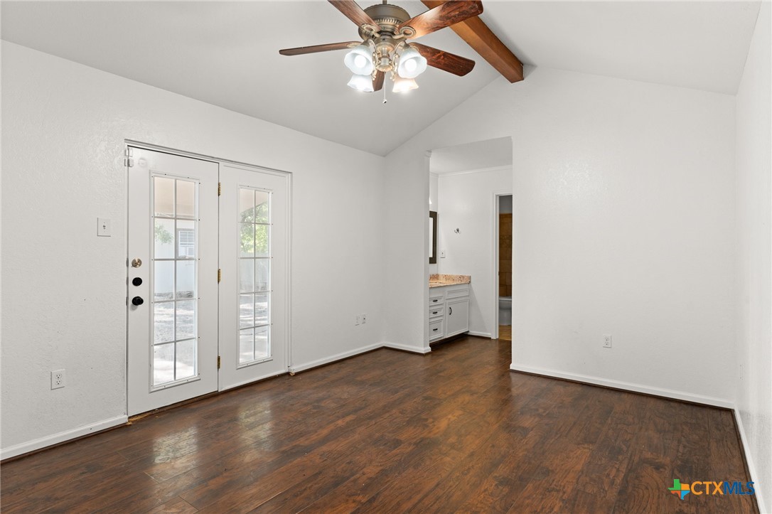 1610 Fox Trail Property Photo 9
