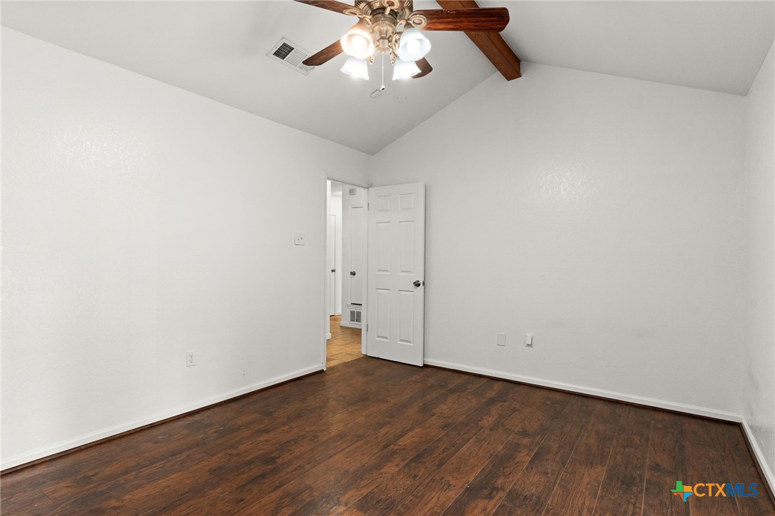 1610 Fox Trail Property Photo 10