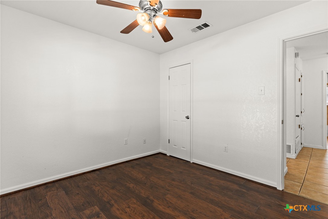 1610 Fox Trail Property Photo 12
