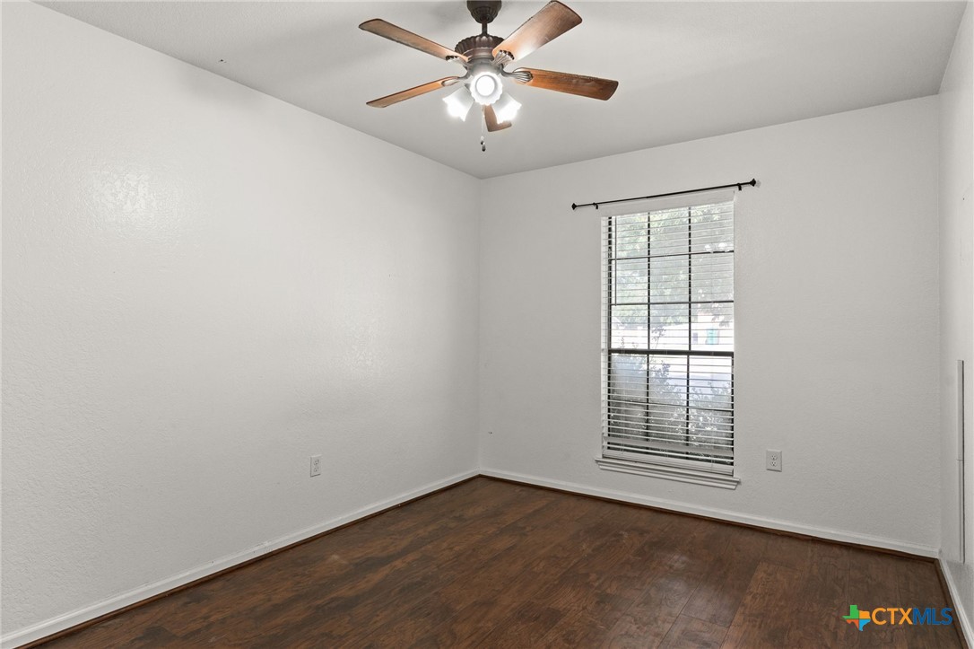 1610 Fox Trail Property Photo 17