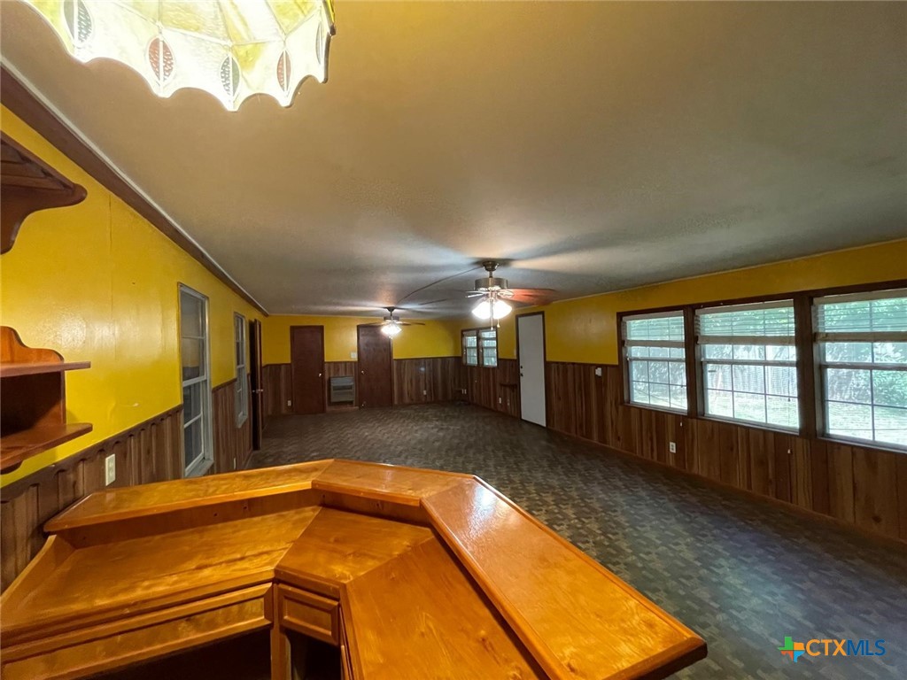 220 Davis Avenue Property Photo 14