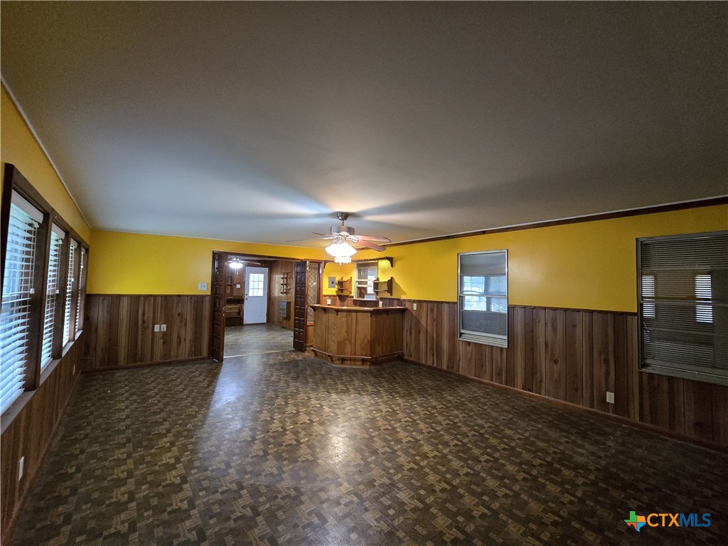 220 Davis Avenue Property Photo 18