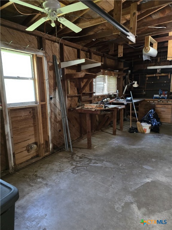 220 Davis Avenue Property Photo 32