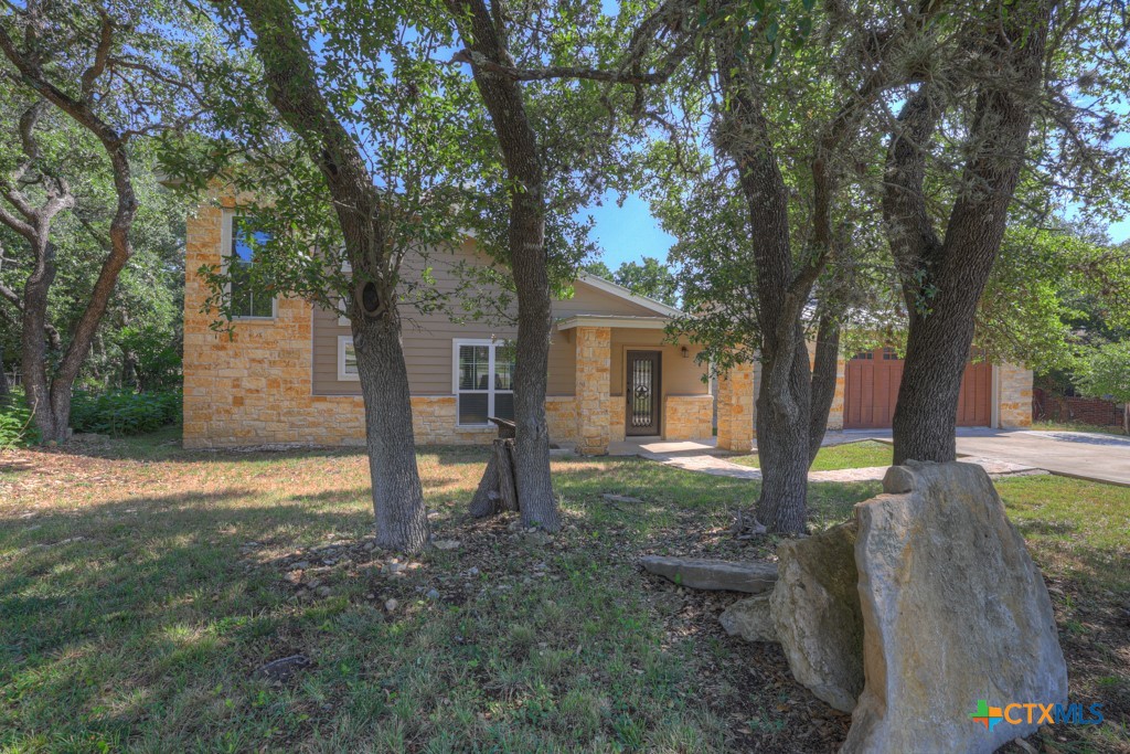 3055 Lakeview Drive Property Photo 5