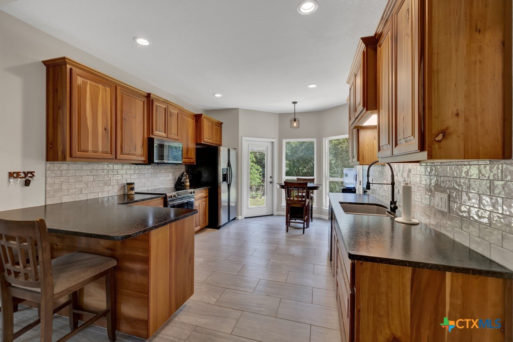 3055 Lakeview Drive Property Photo 13