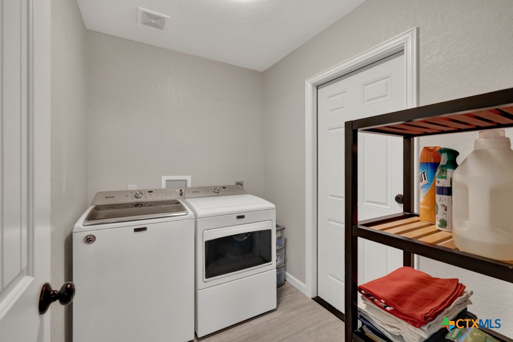3055 Lakeview Drive Property Photo 16