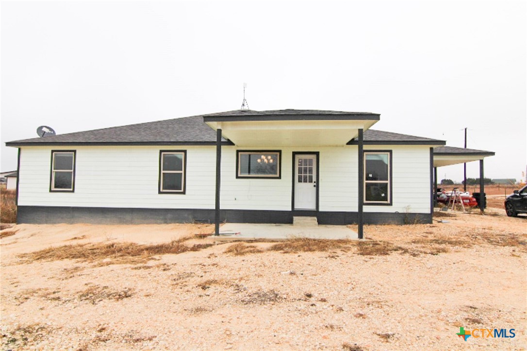 1027 County Road 274 Property Photo 1