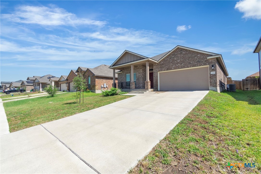 224 Bainbridge Drive Property Photo 3
