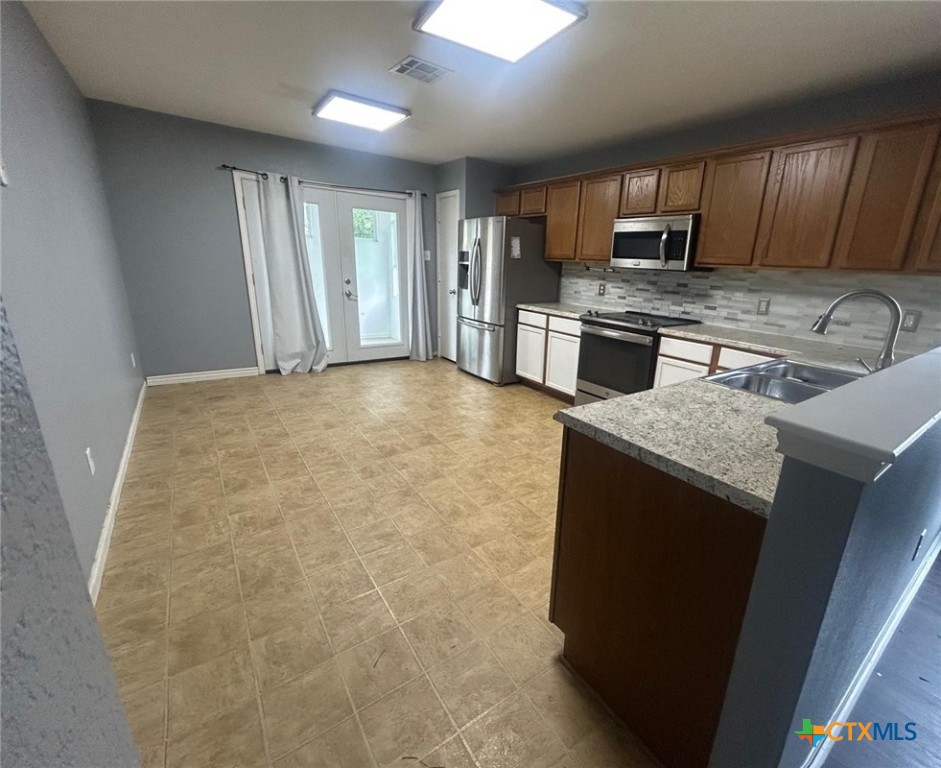 611 Perseus Property Photo 8