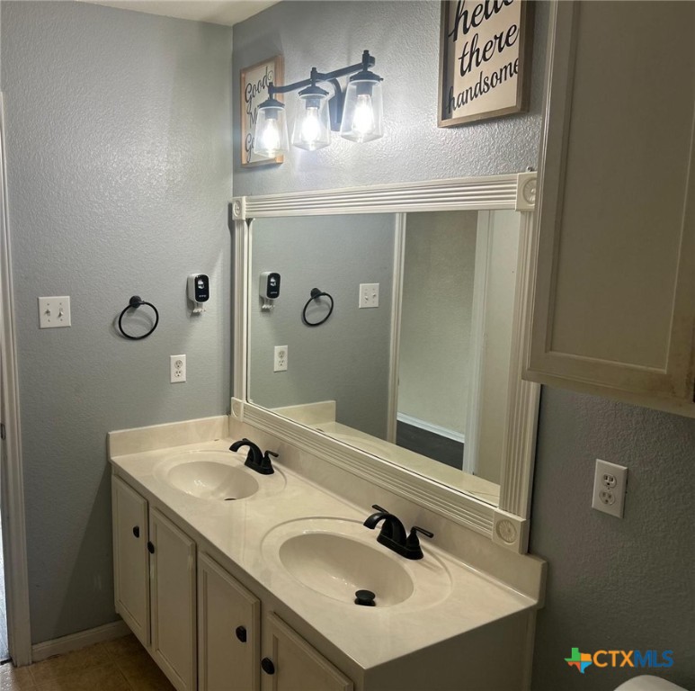 611 Perseus Property Photo 12