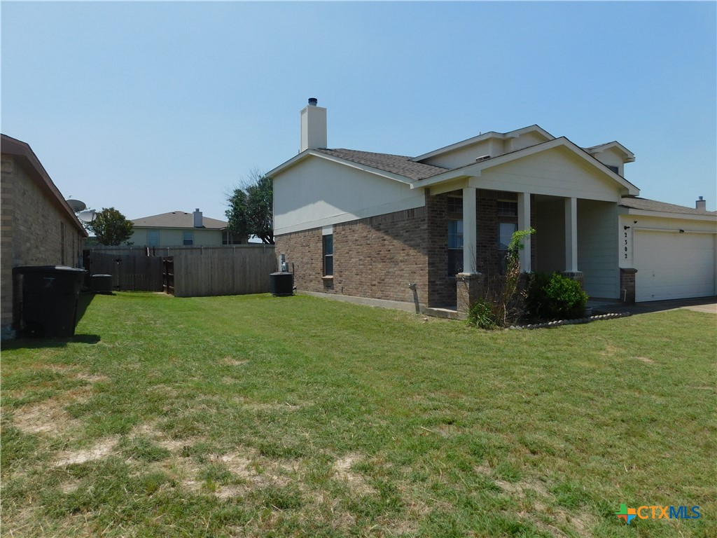2302 Napier Drive Property Photo 3