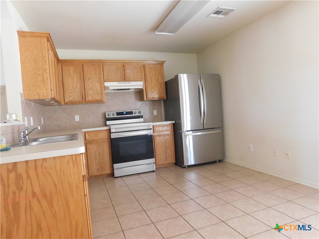2302 Napier Drive Property Photo 10
