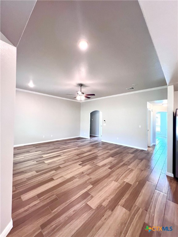 8302 Ridge Crest Drive Property Photo 5