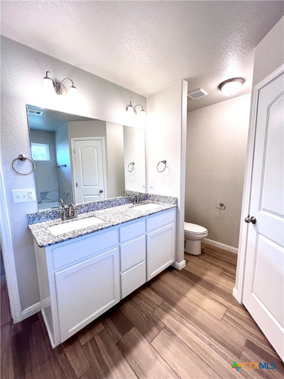 8302 Ridge Crest Drive Property Photo 15