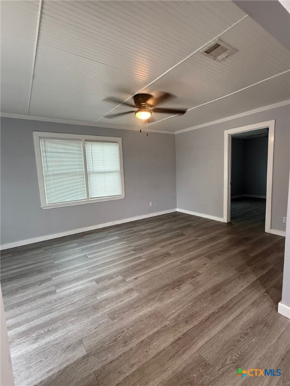 1803 E Leon St Property Photo 3