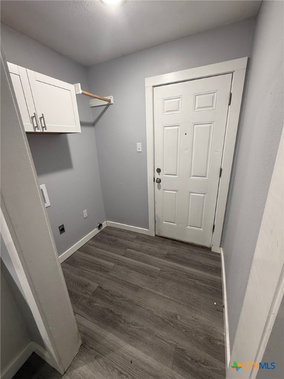 1803 E Leon St Property Photo 9