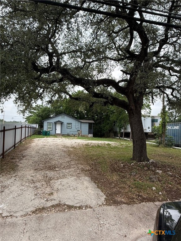 1803 E Leon St Property Photo 11