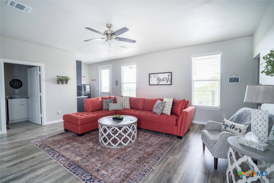 239 Damar Cove Property Photo 7