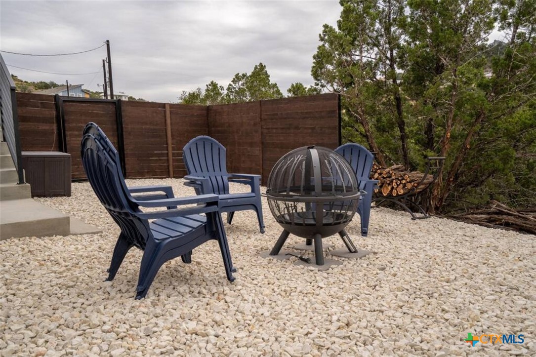 239 Damar Cove Property Photo 32