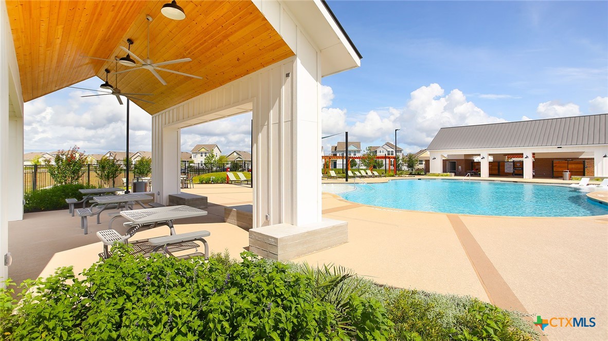 3035 Winding Creek Road Property Photo 15