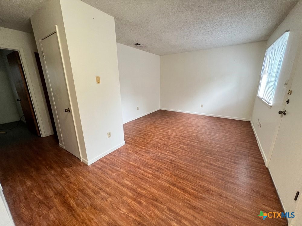 511 W Hutchison Street A Property Photo 1