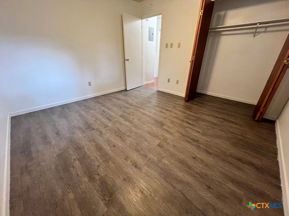 511 W Hutchison Street A Property Photo 6