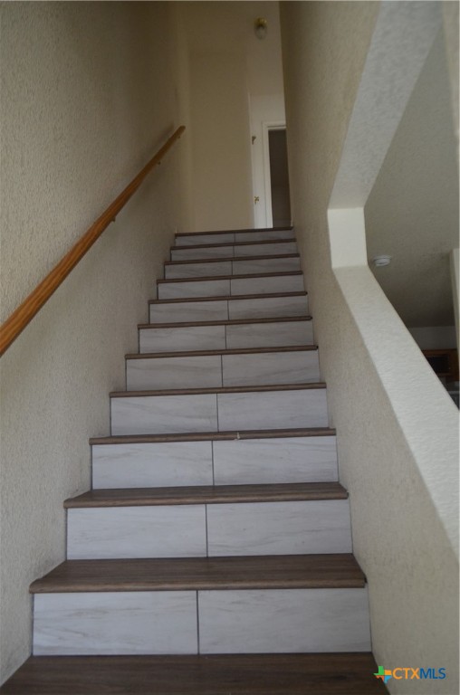 4504 Mattie Drive Property Photo 8