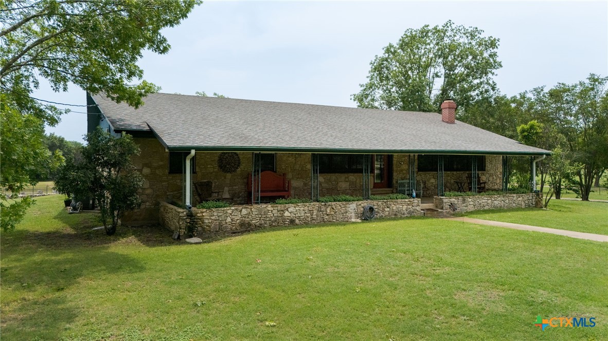 279 County Road 4766 Property Photo 4