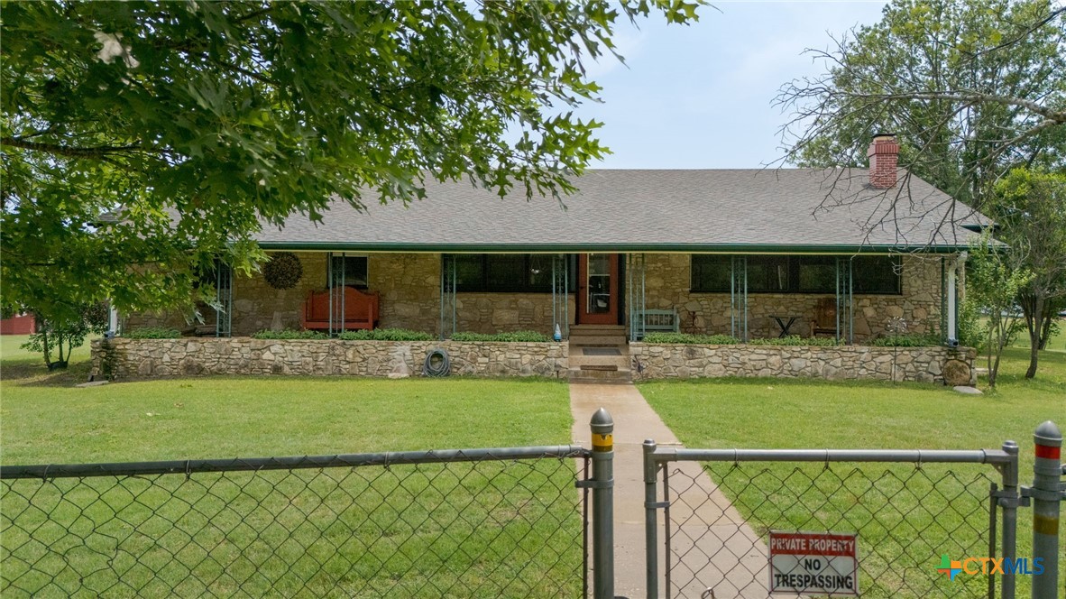 279 County Road 4766 Property Photo 44