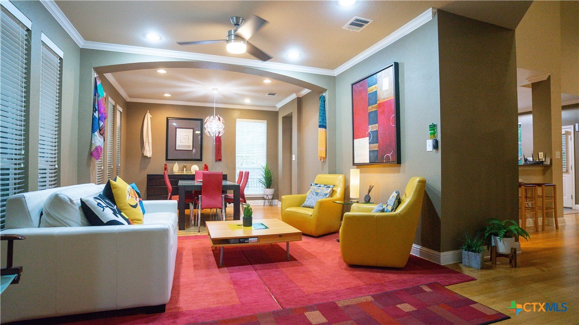 2607 Deep River Circle