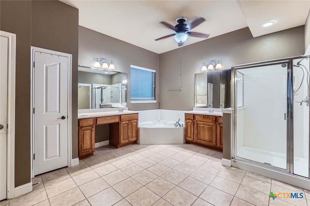 2607 Deep River Circle Property Photo 17