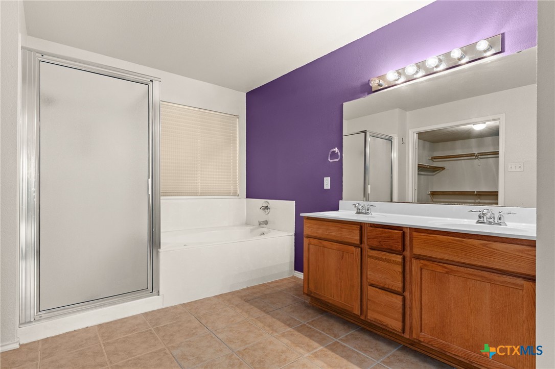 1505 Line Dance Court Property Photo 18