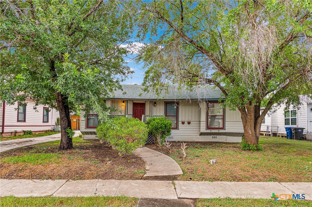 604 Westwood Drive Property Photo 1