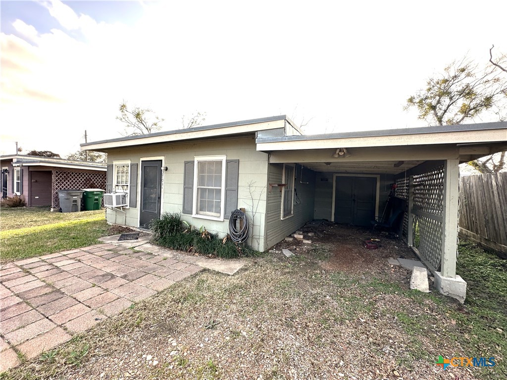 3703 Billy Drive Property Photo 3