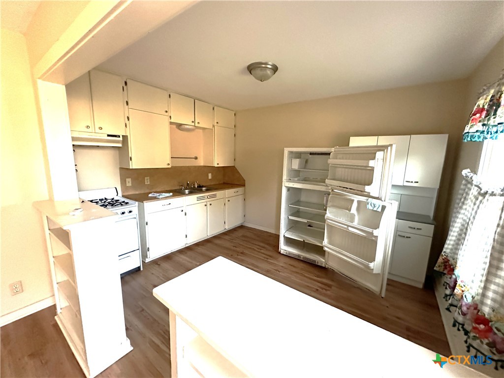 3703 Billy Drive Property Photo 4