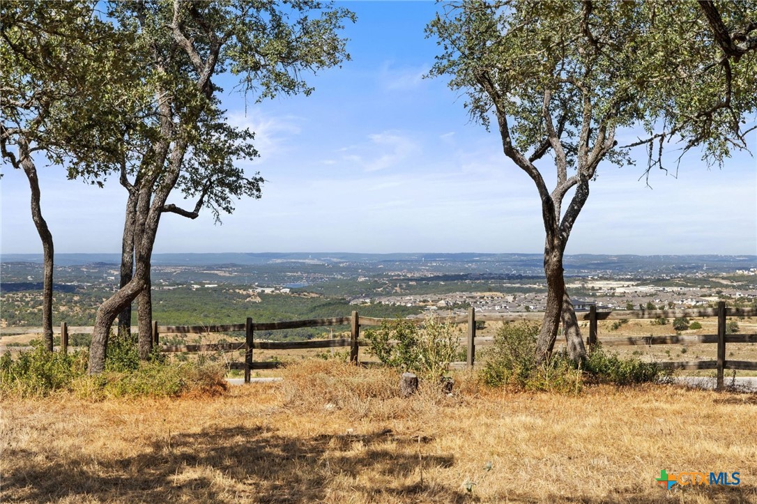 18700 Moreh Peak Pass Property Photo 9