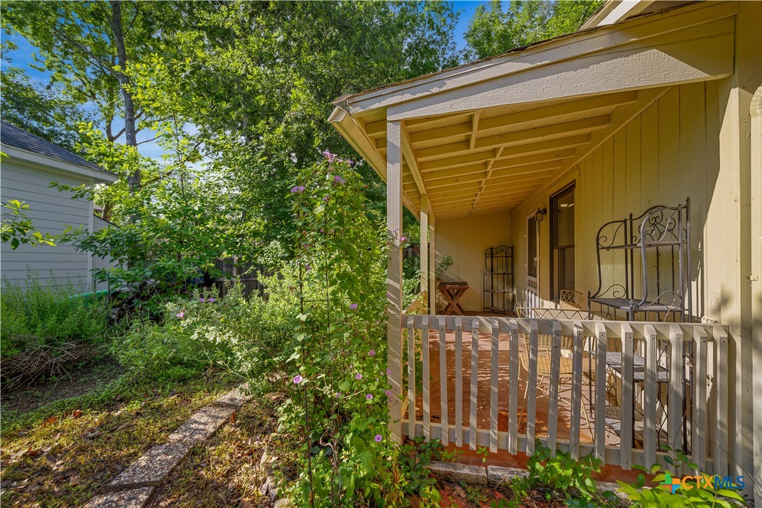 711 Chestnut Falls Property Photo 33