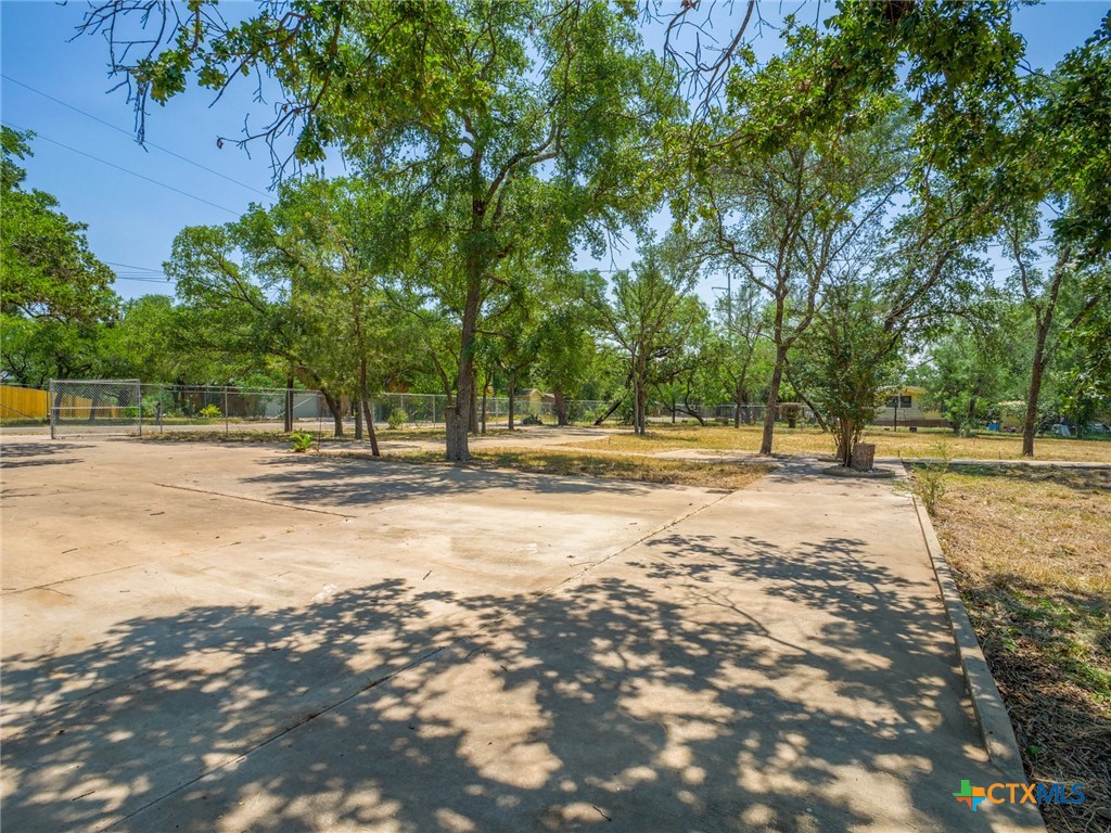 2805 Kingdom Drive Property Photo 13