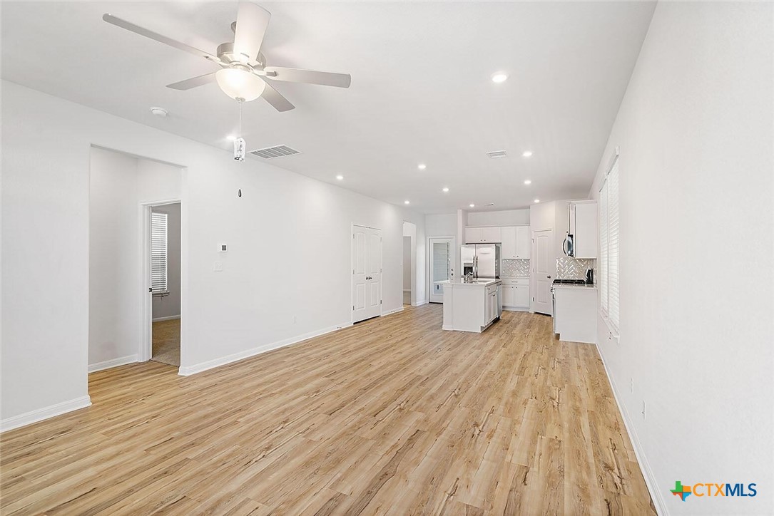 633 Salamander Street Property Photo 13