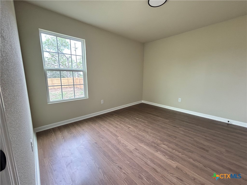 710 E 5th Street Property Photo 12