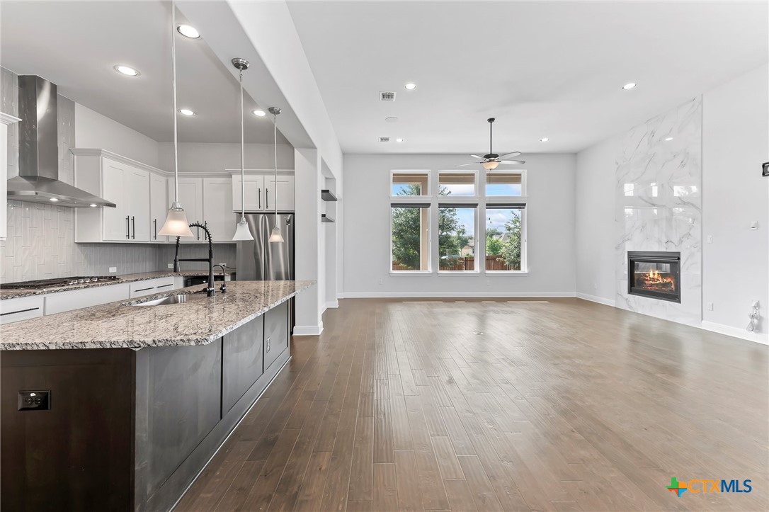 4201 Arques Avenue Property Photo 10